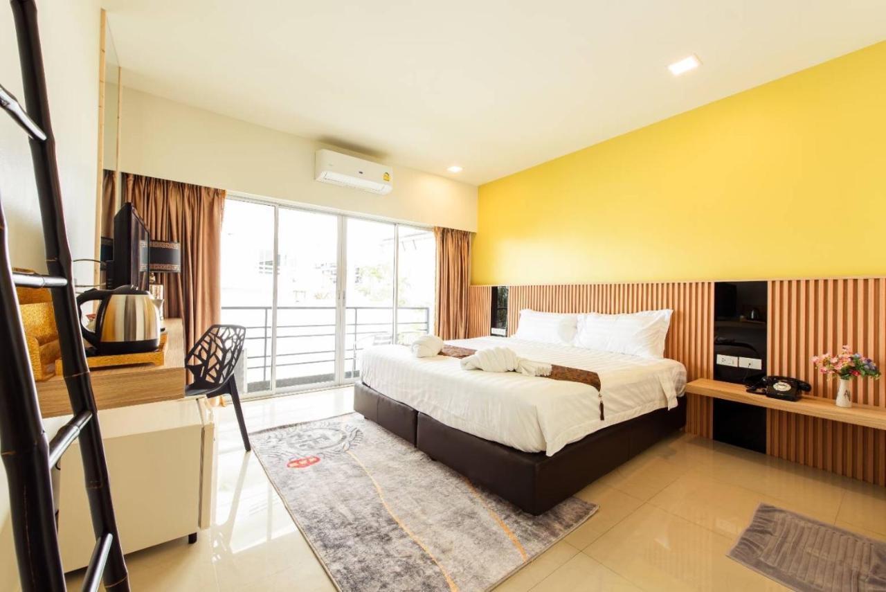 The Golden Ville Boutique Hotel And Spa Pattaya Ngoại thất bức ảnh