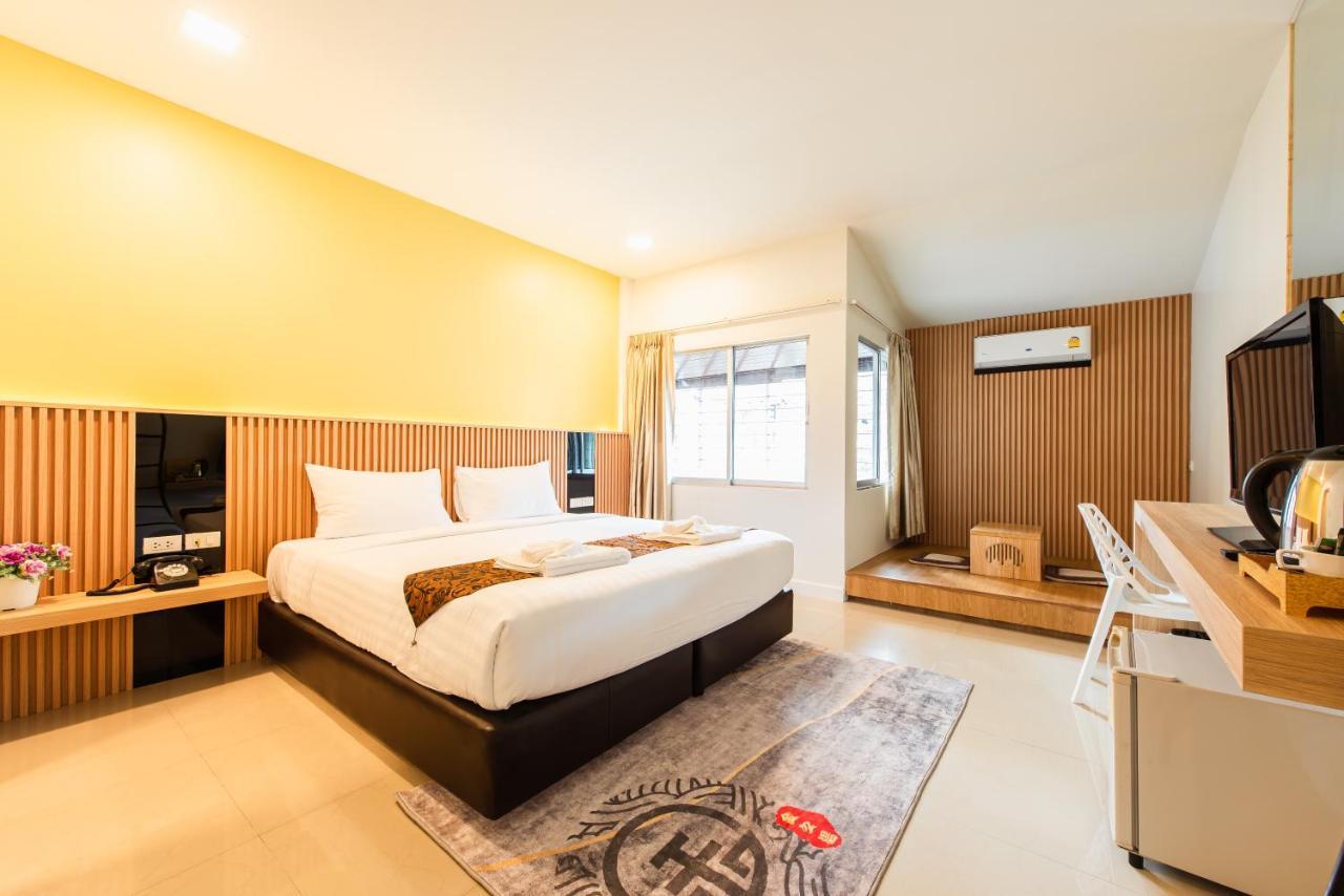 The Golden Ville Boutique Hotel And Spa Pattaya Ngoại thất bức ảnh