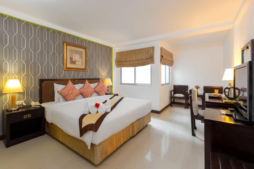 The Golden Ville Boutique Hotel And Spa Pattaya Ngoại thất bức ảnh