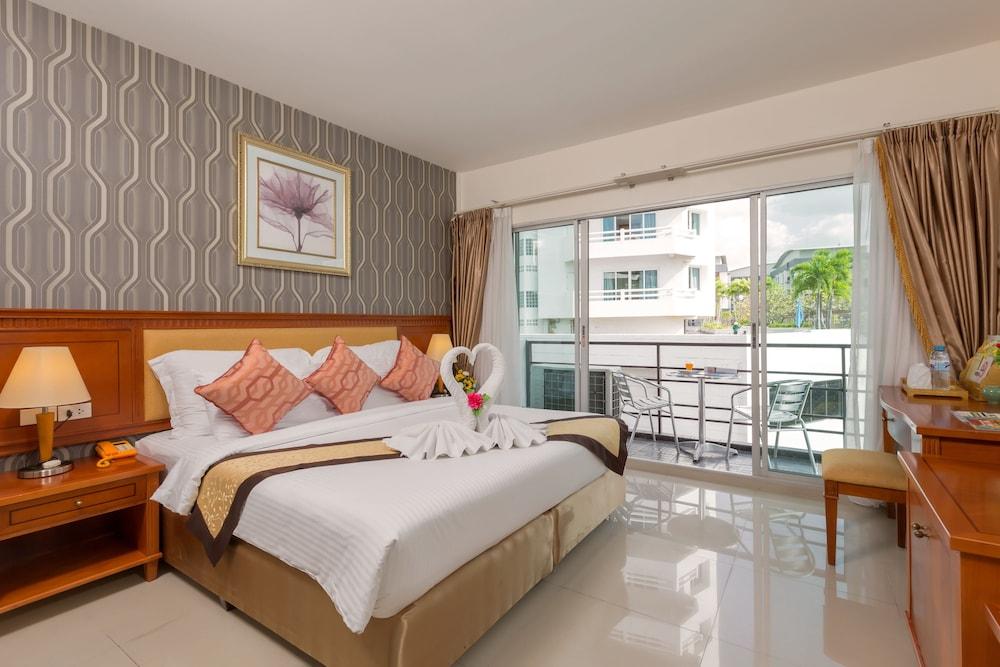 The Golden Ville Boutique Hotel And Spa Pattaya Ngoại thất bức ảnh